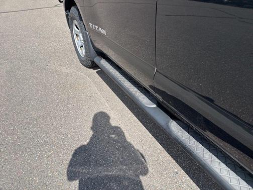 Magnetic Black Metallic 2019 Nissan Titan S