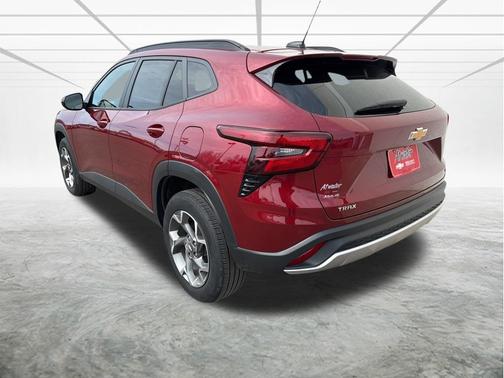 Crimson Metallic 2025 Chevrolet Trax LT