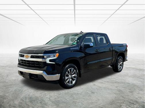 Black 2022 Chevrolet Silverado 1500 LT