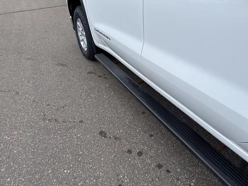 Summit White 2023 GMC Sierra 1500 SLE