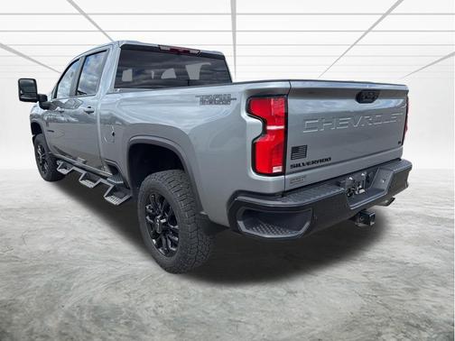 Sterling Gray Metallic 2025 Chevrolet Silverado 3500 LT