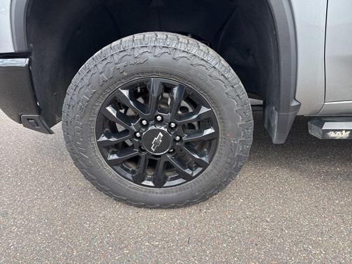 Sterling Gray Metallic 2025 Chevrolet Silverado 3500 LT