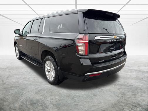 Black 2024 Chevrolet Suburban Premier