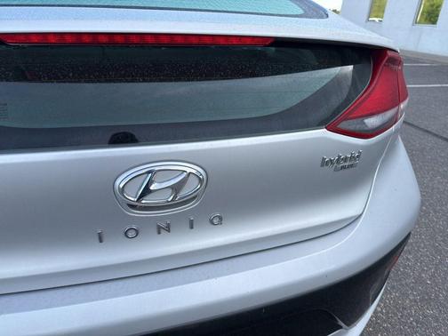 Symphony Air Silver 2018 Hyundai IONIQ Hybrid Blue