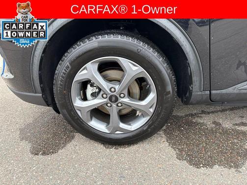 Agate Black Metallic 2025 Ford Escape ST-Line Select