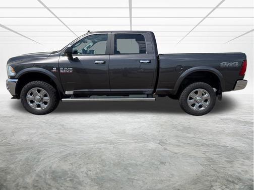 Granite Crystal Metallic Clearcoat 2017 RAM 2500 Big Horn Crew Cab 4x4 6'4' Box