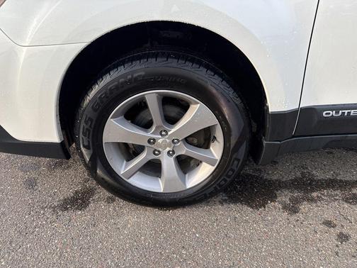 Satin White Pearl 2014 Subaru Outback 2.5i Limited