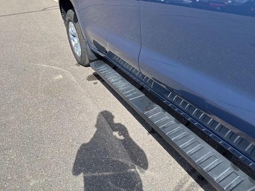 Lakeshore Blue Metallic 2024 Chevrolet Silverado 1500 LT