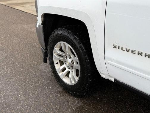 Summit White 2017 Chevrolet Silverado 1500 1LT