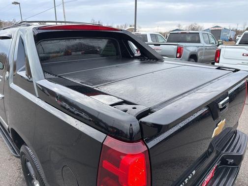 Black 2013 Chevrolet Avalanche LTZ