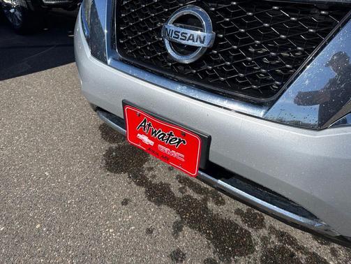 Brilliant Silver 2014 Nissan Pathfinder SL