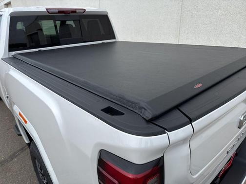 White Frost Tricoat 2025 GMC Sierra 3500 Denali