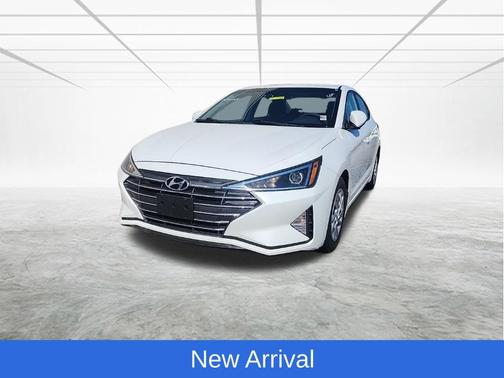 Quartz White Pearl 2020 Hyundai ELANTRA SE