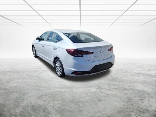 Quartz White Pearl 2020 Hyundai ELANTRA SE