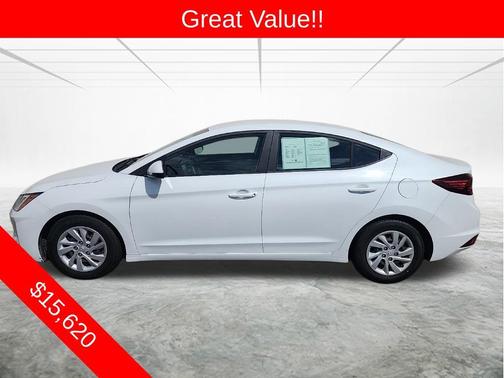 Quartz White Pearl 2020 Hyundai ELANTRA SE