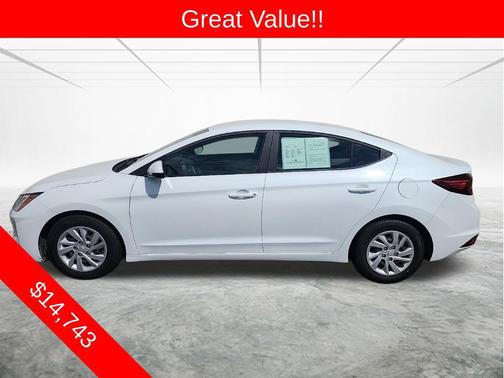 Quartz White Pearl 2020 Hyundai ELANTRA SE
