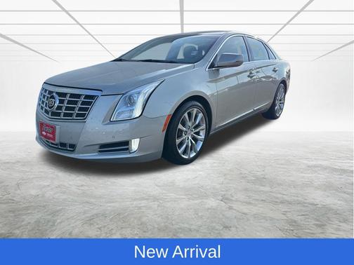 Silver Coast Metallic 2015 Cadillac XTS Luxury