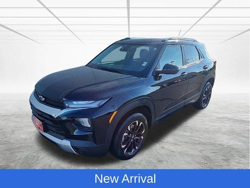Mosaic Black Metallic 2023 Chevrolet Trailblazer LT