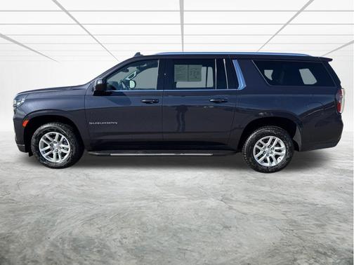Dark Ash Metallic 2023 Chevrolet Suburban LT
