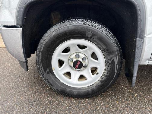 Quicksilver Metallic 2014 GMC Sierra 1500 Base