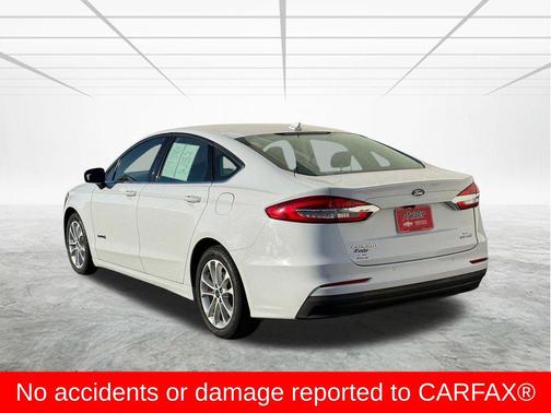Oxford White 2019 Ford Fusion Hybrid SE