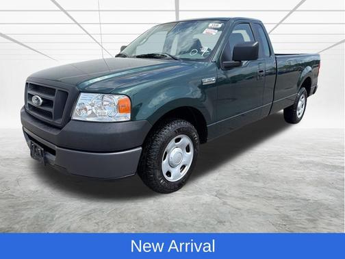 Forest Green Clearcoat Metallic 2007 Ford F-150 XL