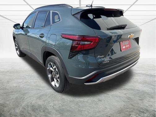 Cypress Gray 2025 Chevrolet Trax LT