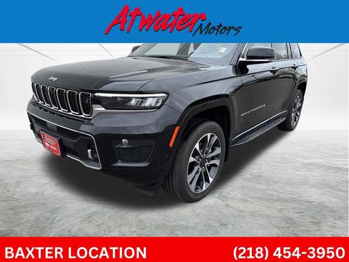 Diamond Black Crystal Pearlcoat 2022 Jeep Grand Cherokee Overland