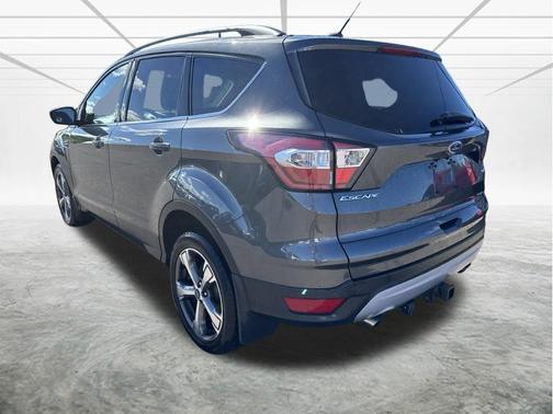 Gray 2017 Ford Escape SE