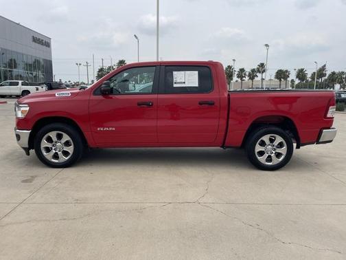 2024 RAM 1500 Lone Star Crew Cab 4x2 57' Box