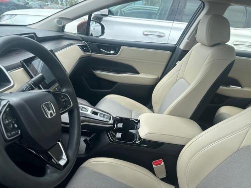 Maroon 2021 Honda Clarity Plug-In Hybrid Base