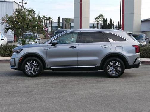 2022 Kia Sorento Hybrid S