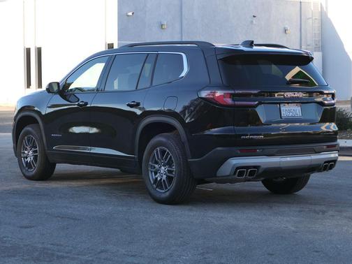 2025 GMC Acadia FWD Elevation