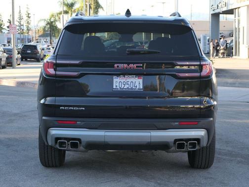 2025 GMC Acadia FWD Elevation