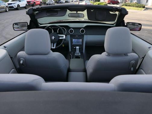 2006 Ford Mustang Premium