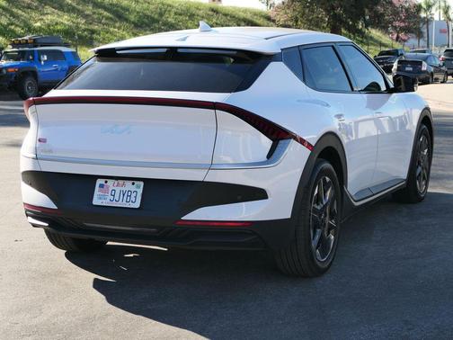 2025 Kia EV6 Light Long Range