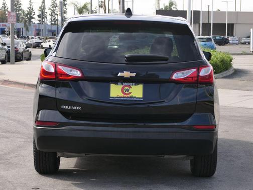 Mosaic Black Metallic 2020 Chevrolet Equinox LS