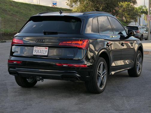 2023 Audi Q5 e 55 S line Premium Plus