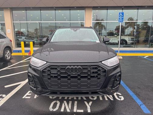 2023 Audi Q5 e 55 S line Premium Plus