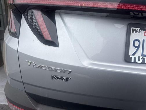 Shimmering Silver 2024 Hyundai TUCSON XRT