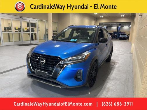 2023 Nissan Kicks SR