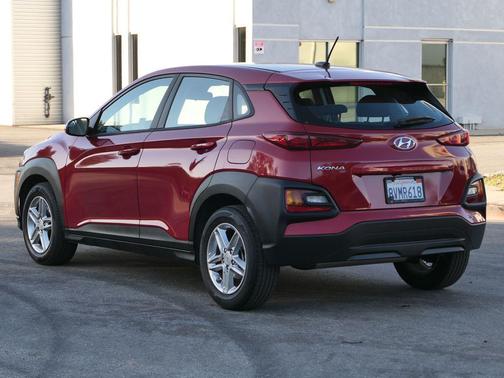 2021 Hyundai KONA SE