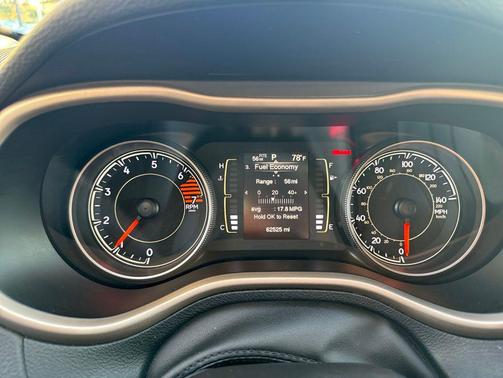 Hydro Blue Pearlcoat 2017 Jeep Cherokee Altitude