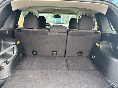 Hydro Blue Pearlcoat 2017 Jeep Cherokee Altitude