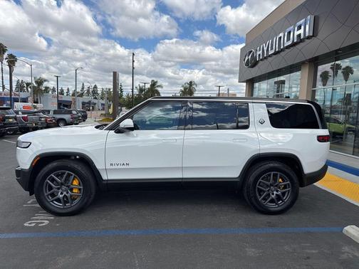 Glacier White 2023 Rivian R1S Adventure