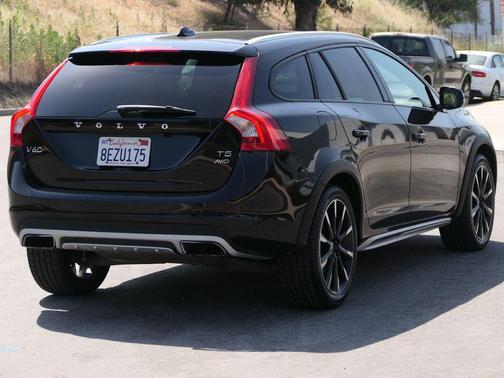 Black 2017 Volvo V60 Cross Country T5