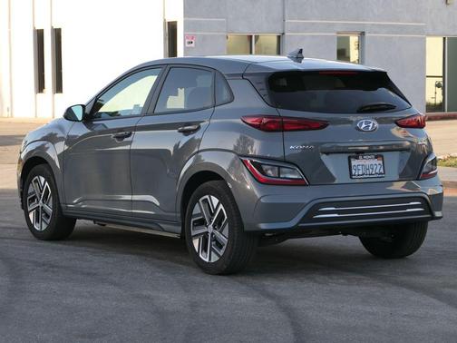 2023 Hyundai KONA EV SE