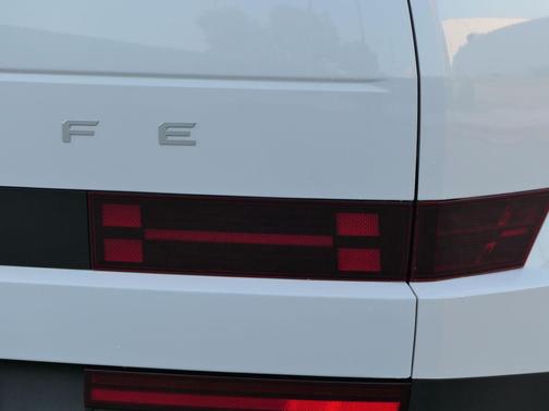 2025 Hyundai SANTA FE SEL 2.4