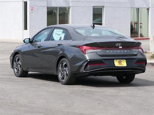 2025 Hyundai ELANTRA HEV Limited