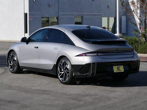 2024 Hyundai IONIQ 6 Limited